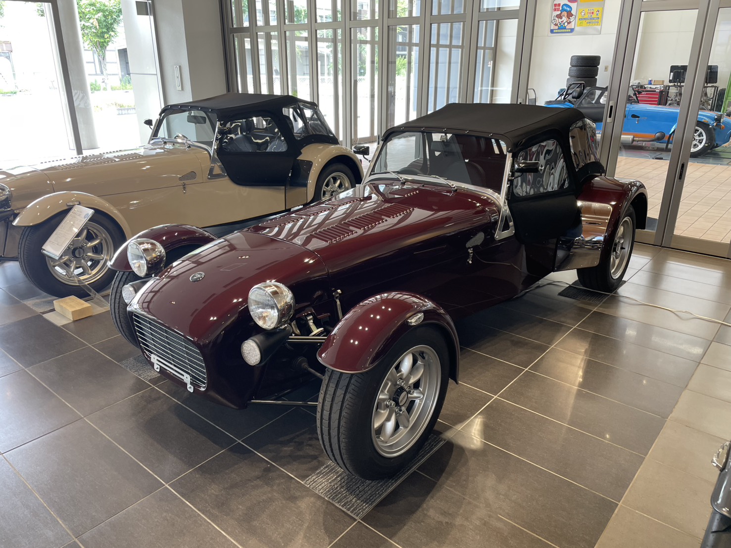 商品車情報〉スーパーセブン2000（新車） | ケータハム三重